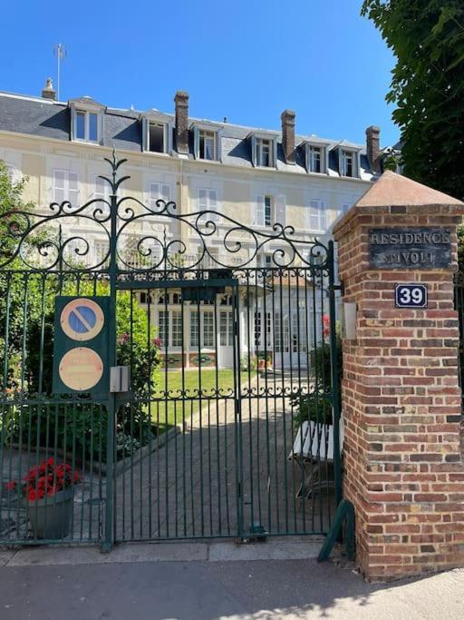 Apartment Tivoli, Trouville, 2min *